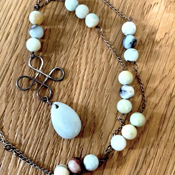 Vintage Jewelry - Artisan Natural Stone Beads and Sterling Silver Pendant Necklace